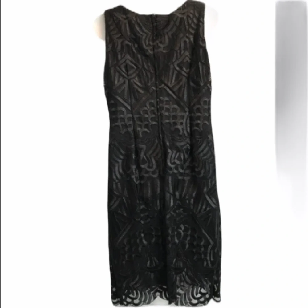 Leslie Fay Black lace sleeveless dress size 10